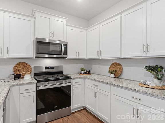 4th image of 9705 Tea Garden Dr