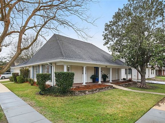2nd image of 4200 Napoli Dr