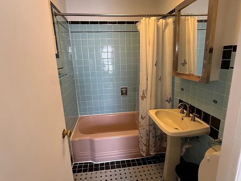 53 Carman St — Photo 22