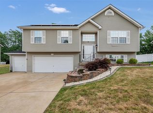 218 Split Rail Dr, Wentzville, MO 63385