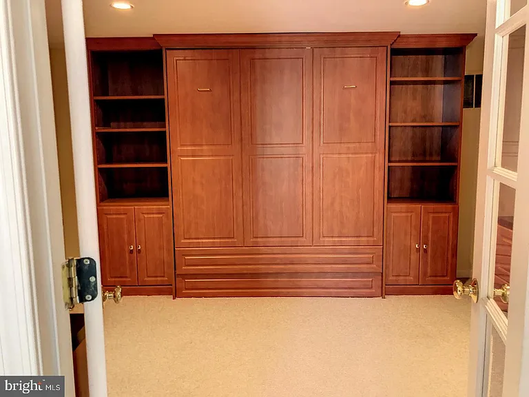 7412 Hallcrest Dr — Photo 15