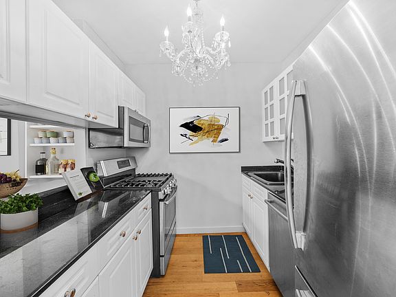 2nd image of 1 West St APT 2441