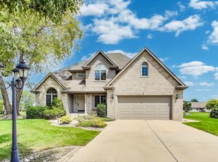 9935 Ashwood Ln, Munster, IN