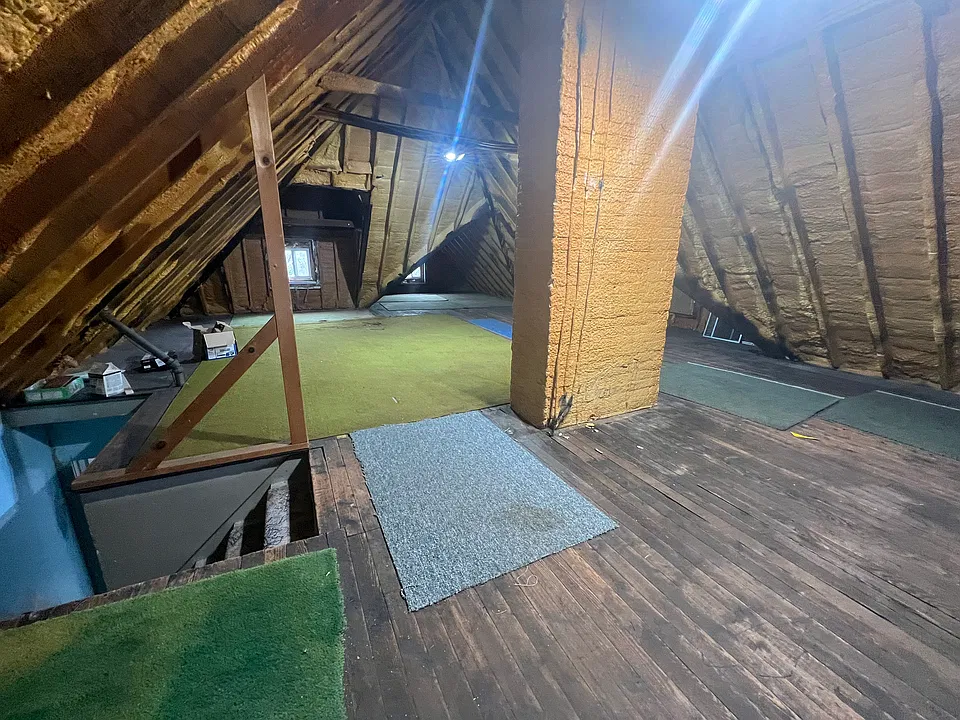 Attic with good ceiling height and urethane foam insulation