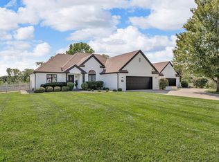 3315 NW 49th Ter, Topeka, KS 66618