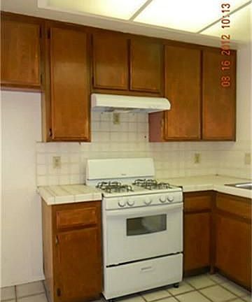 3rd image of 2740 E Melissa St