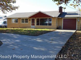 1012 S 48th Ave, Yakima, WA 98908