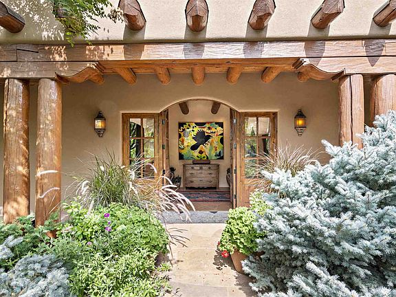 2nd image of 58 & 57 Honeysuckle Cir