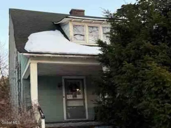 25 Bar Beach Road, Washington, NY 11050