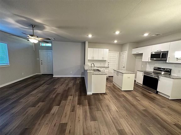 5th image of 9748 Grosbeak Ln
