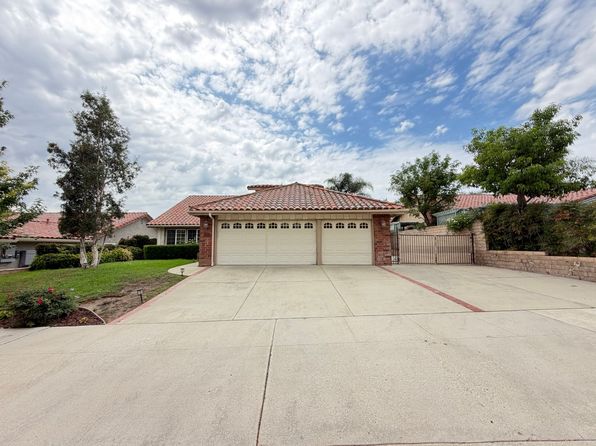 2863 Sapphire Ave