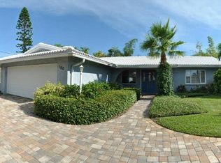 190 N Tessier Dr, Saint Pete Beach, FL 33706