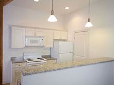 2nd image of 101 E Wells St APT A405