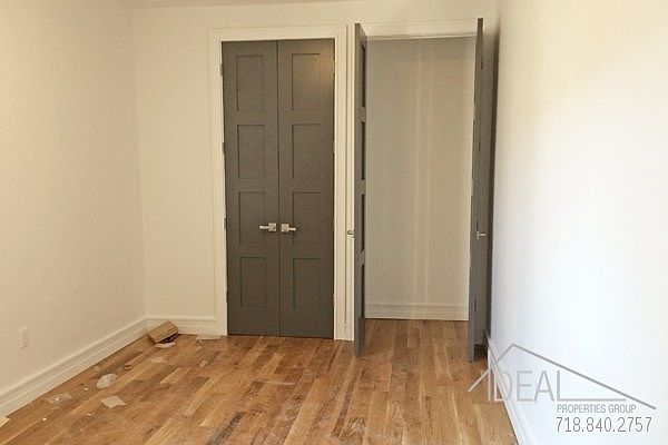 2nd image of 1040 Carroll St