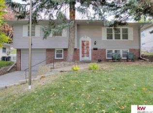 5111 S 94th Ave, Omaha, NE 68127