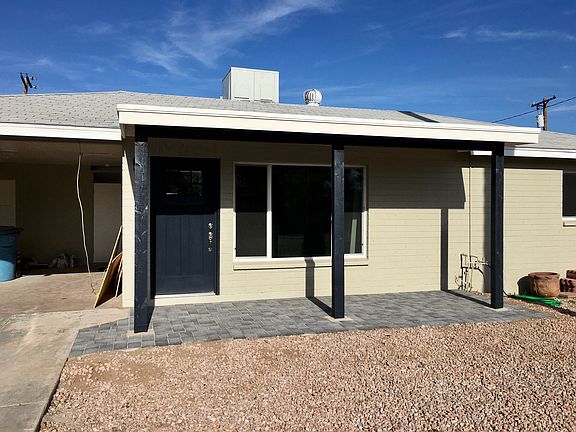 2nd image of 302 E Las Palmaritas Dr