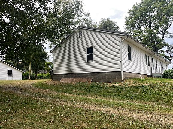 3rd image of 8889 Wickliffe Rd