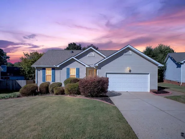 5 Leighton Ct, Simpsonville, SC 29680