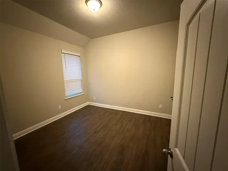 135 Bloomhill Pl — Photo 16