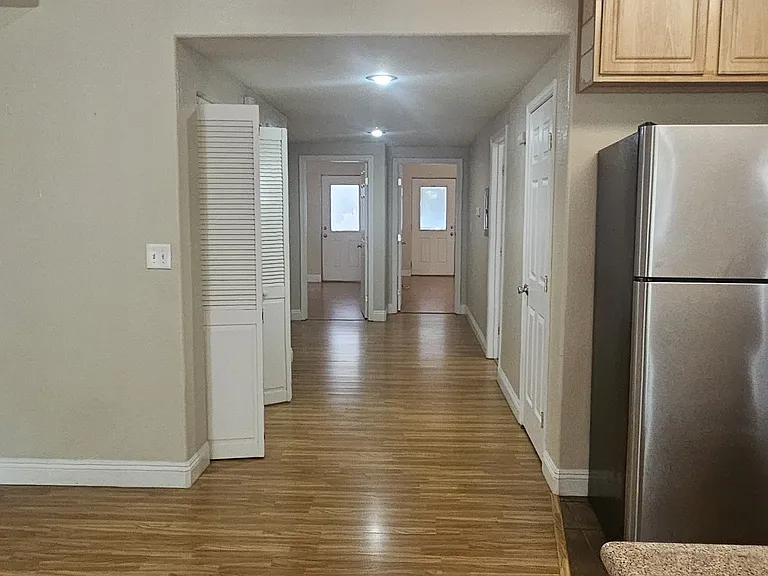 1804 G St — Photo 29