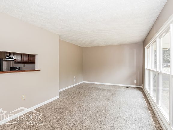 4th image of 1287 Madeleine Cir