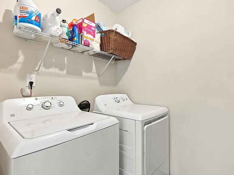 2230 Cypress Landing Dr — Photo 17