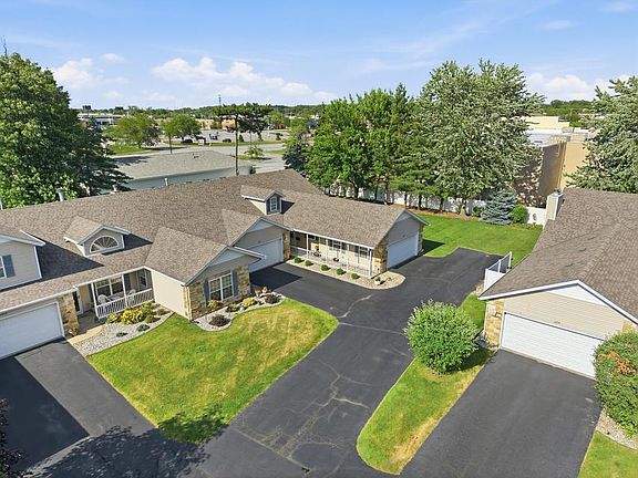 2nd image of 2267 Whispering Oaks Ct
