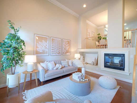 2nd image of 1177 Avenida Benito