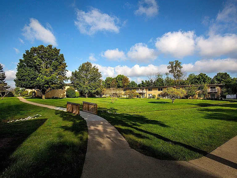 Exterior Trail