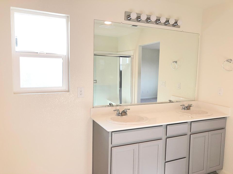 1st image of 3714 Roseparke Way