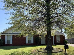 844 Heather Dr, Prattville, AL 36066