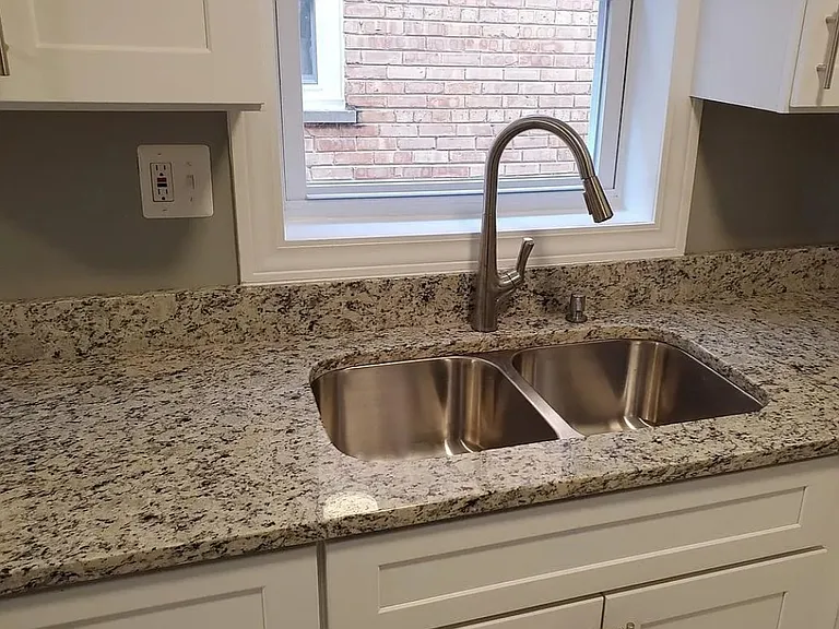 8634 W Berwyn Ave #S1 — Photo 2
