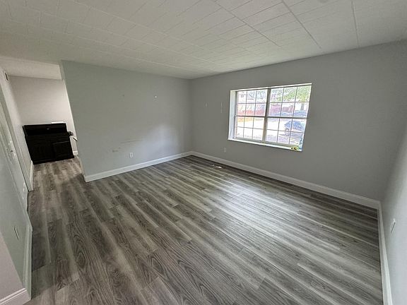 5th image of 906 Erdner Ave #11201725