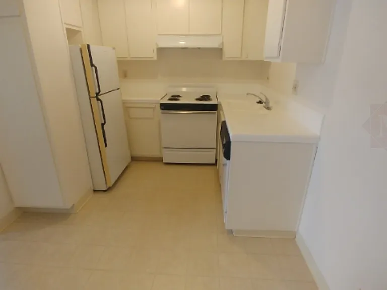 442 Ellwood Beach Dr #12 — Photo 3