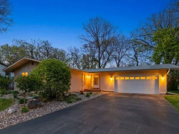 2119 Violet Ln, New Brighton, MN 55112