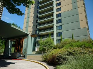 111 SW Harrison St APT 1C, Portland, OR 97201