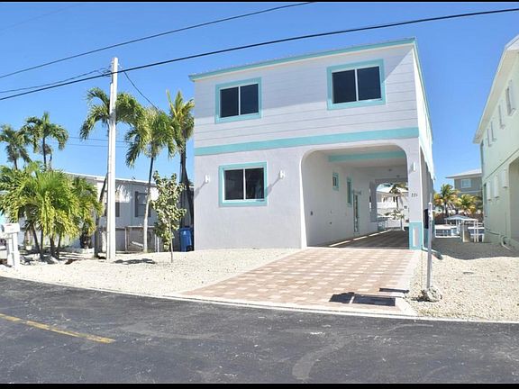 3rd image of 221 Normandy Dr