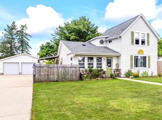 552 Milford St, Watertown, WI 53094
