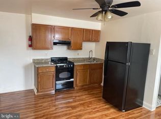 922 S 19th St FLOOR 3, Philadelphia, PA 19146