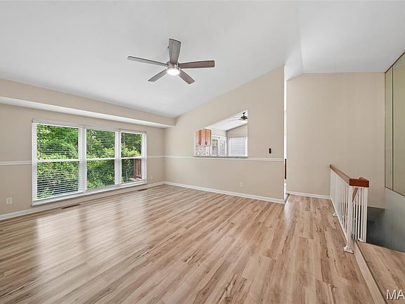 5th image of 5309 Trailoaks Dr