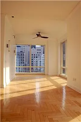 Sold by R New York | media 15