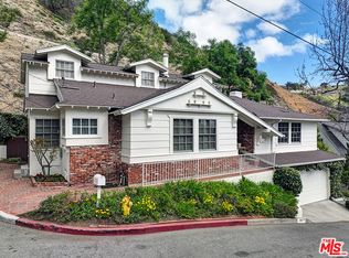 2132 El Roble Ln, Beverly Hills, CA 90210