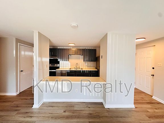 2nd image of 9401 Old Concord Rd APT A