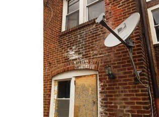 2704 Pierce St, Philadelphia, PA 19145