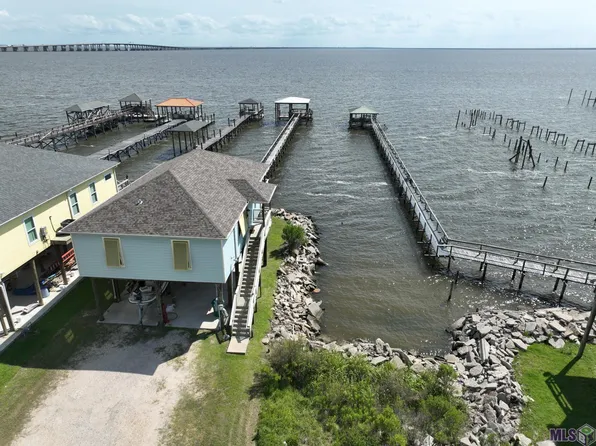 275 Lakeview Dr, Slidell, LA 70458