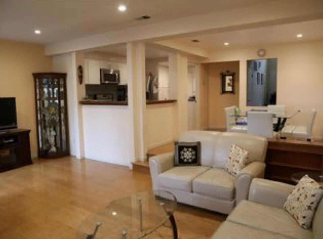 163 Sherland Ave — Photo 1