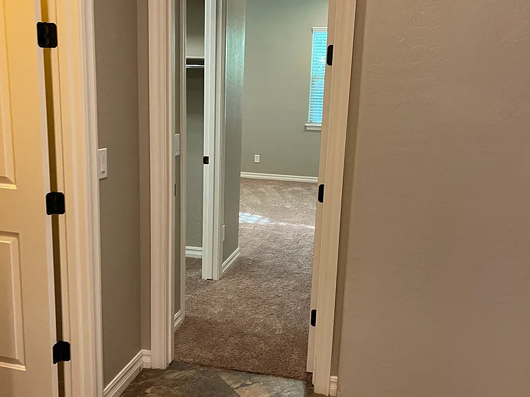 2543 E Penedes Dr — Photo 33
