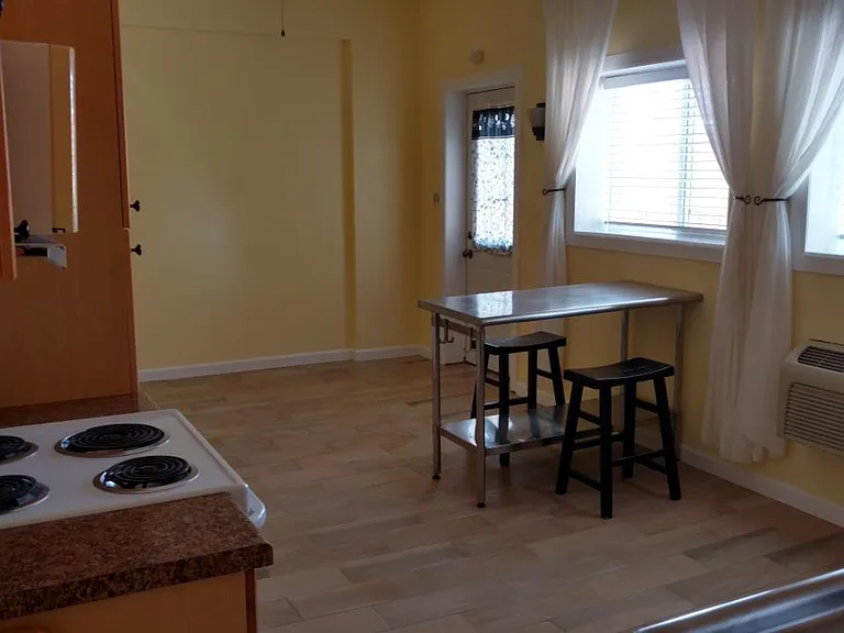2105 Kuhn St #A — Photo 1