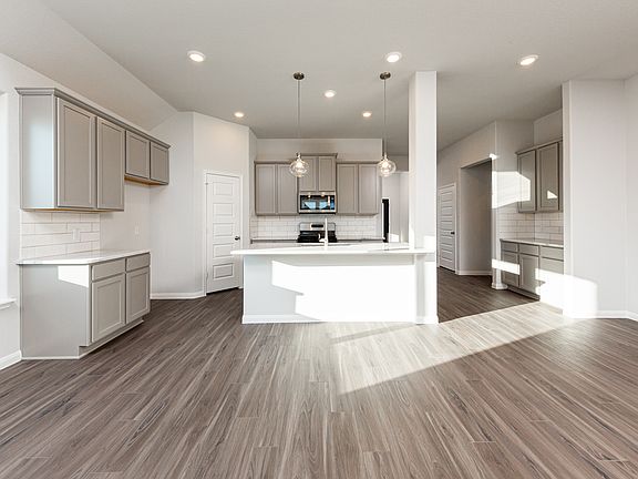 Dining Area to Kitchen