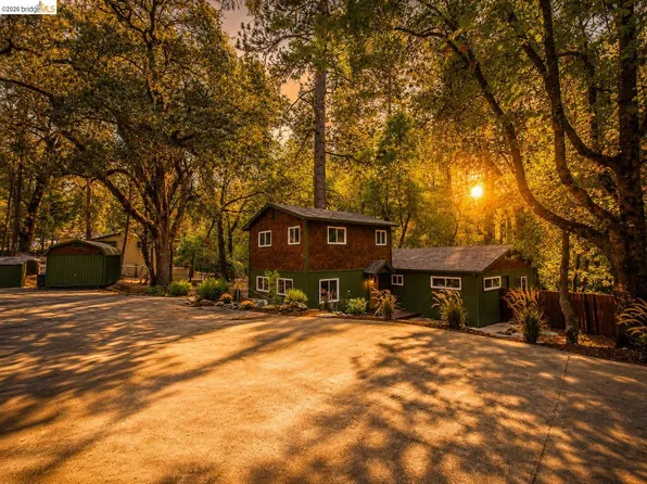 21551 Phoenix Lake Rd, Sonora, CA 95370